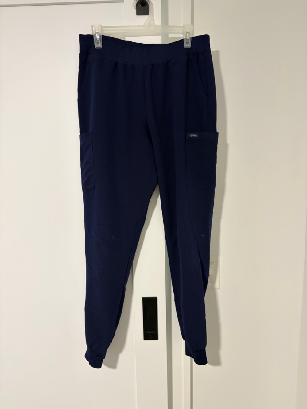 Women’s Navy Scrub Jogger Pants with Cargo Pockets